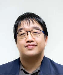 Dr. Poompong Chaiwongkhot